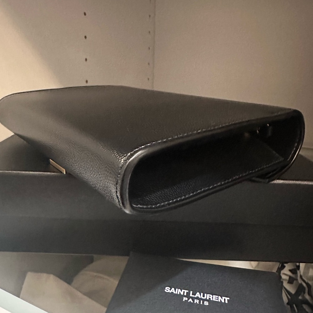Saint Laurent Black Leather cross body bag - Picture 5 of 7